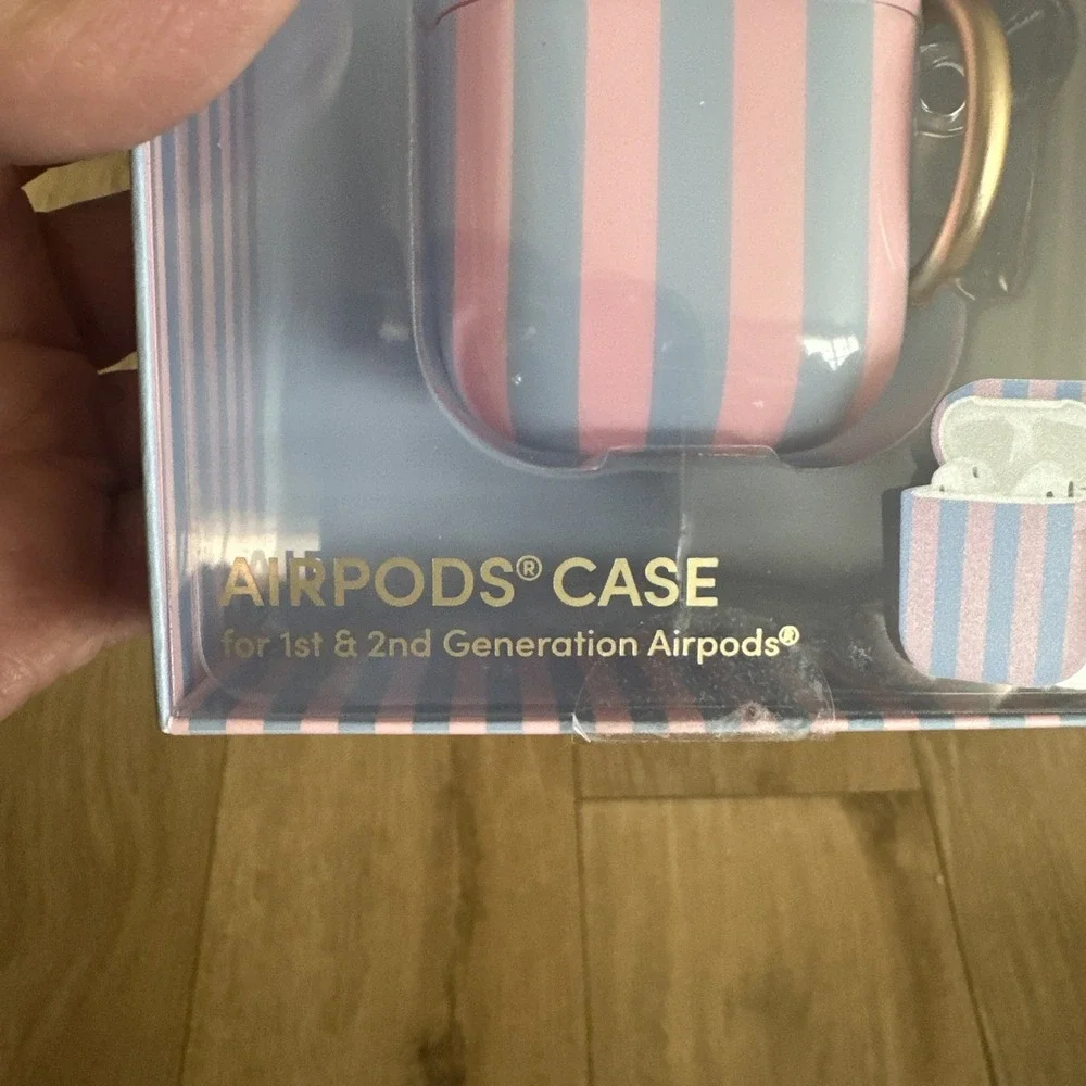 XO Poppy 1st & 2nd Generation AirPods Case Keychain Cotton‎ Candy Apple Ear Buds